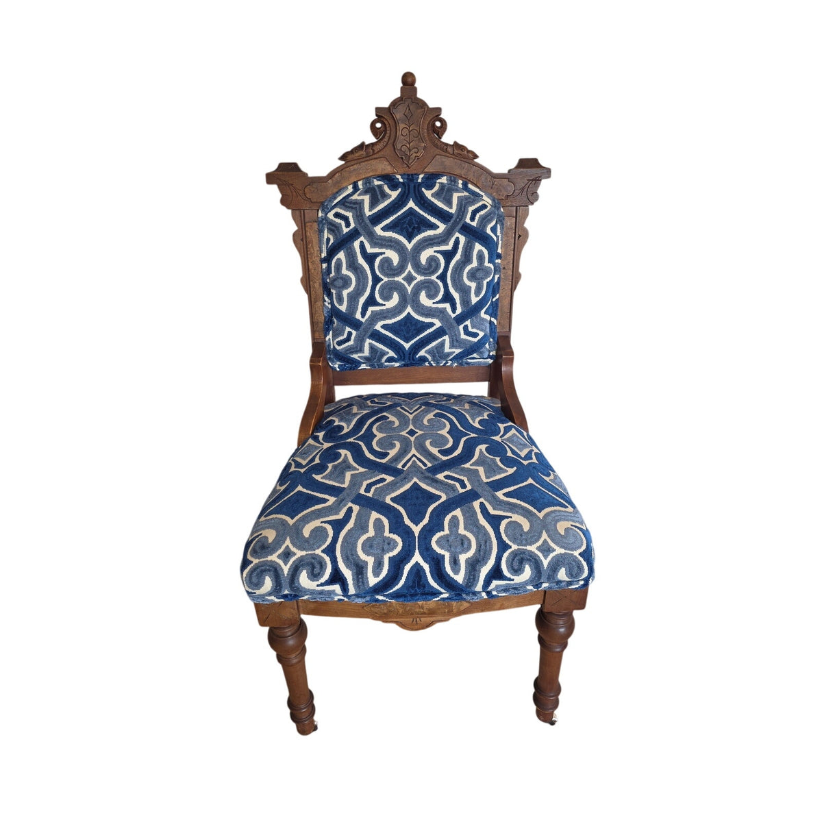 Beautiful Blue & White Victorian Occasional Chair